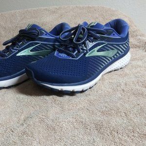 Brooks ghost 12